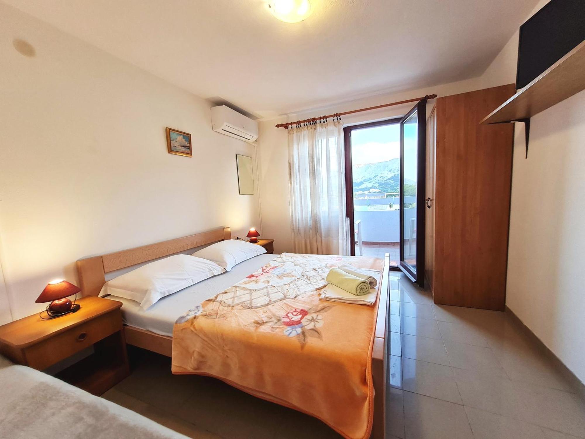 Mirjana F Apartaments Baska  Exterior photo