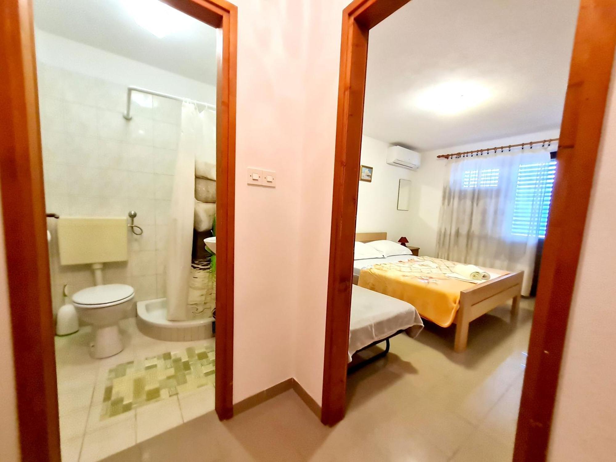 Mirjana F Apartaments Baska  Room photo