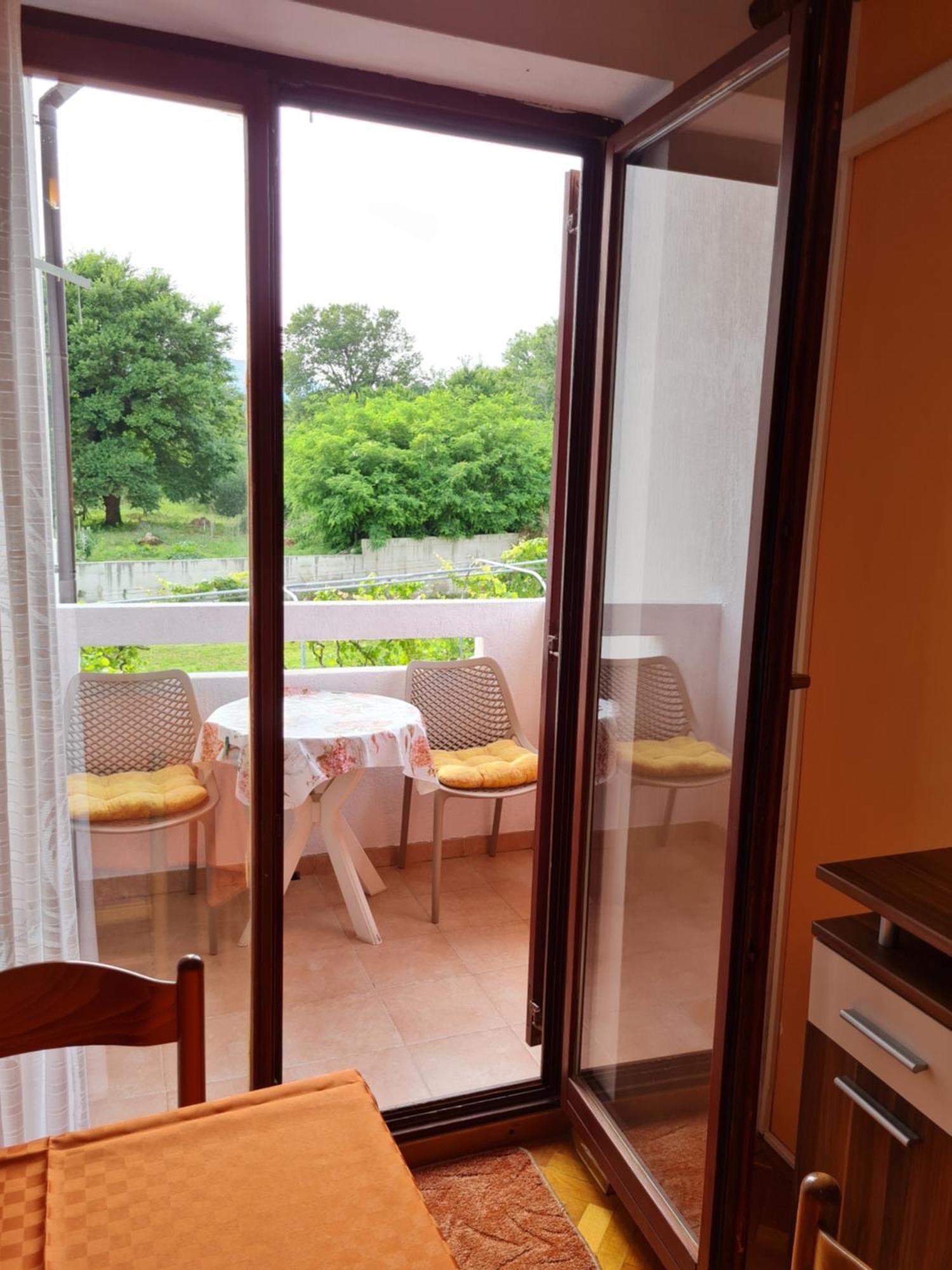Mirjana F Apartaments Baska  Exterior photo
